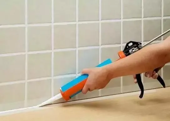 Mittel- und hochmoduliges silanmodifiziertes Polyether-MS-Harz für den Bau von MS-Dichtungsmitteln
